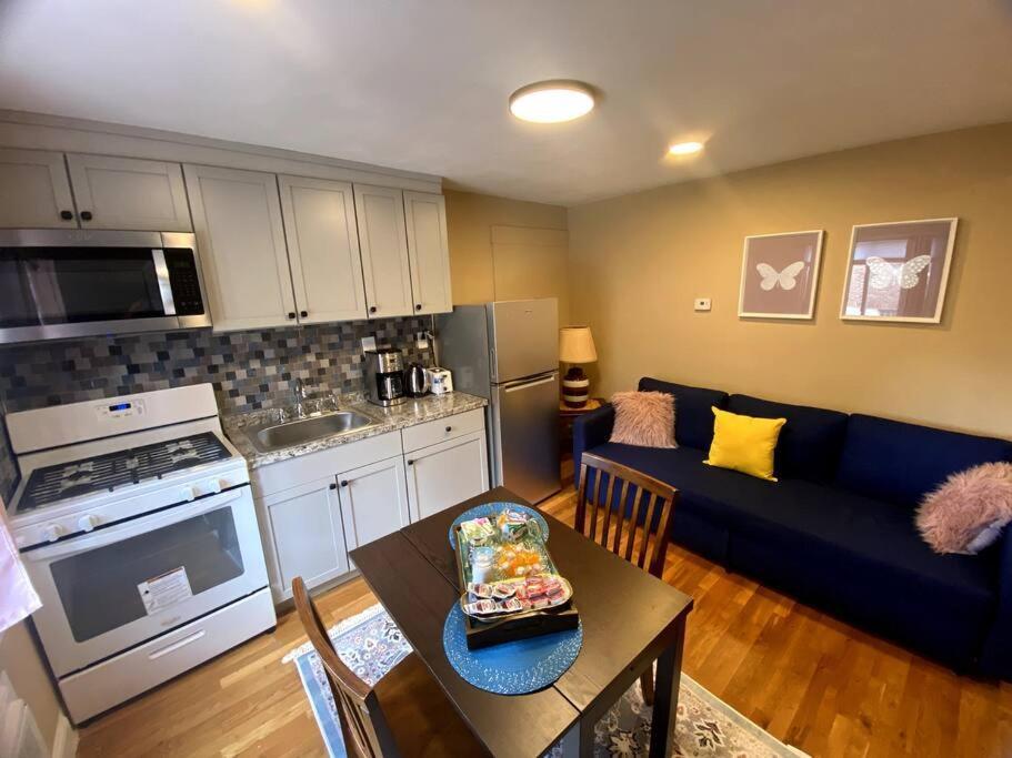 Cozy Boston Getaway Apartment! Free Parking Buitenkant foto