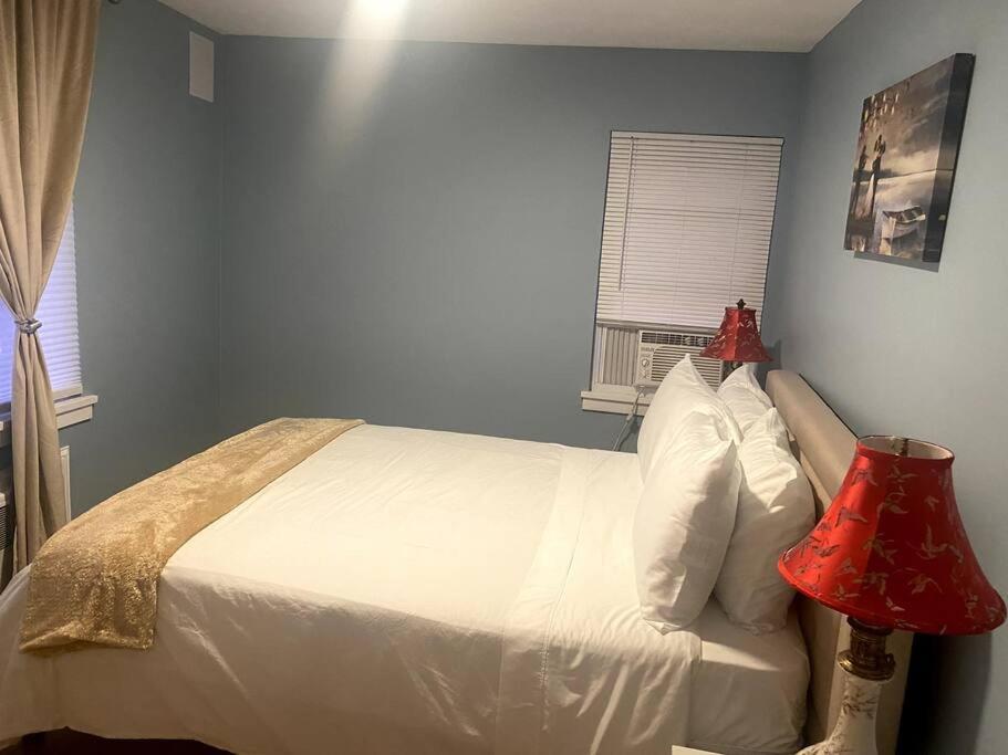 Cozy Boston Getaway Apartment! Free Parking Buitenkant foto